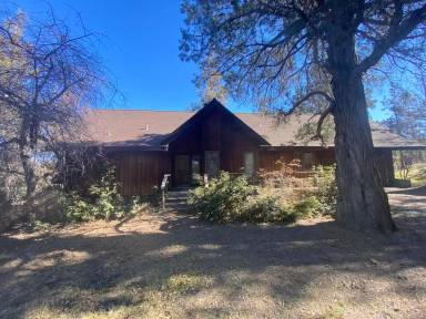 Main picture of 63980 N Highway 97