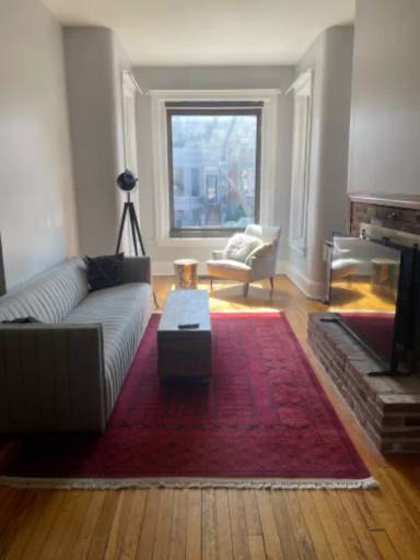 Main picture of 126 S St NW