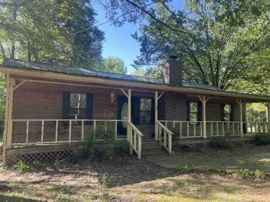 Main picture of 399 Church Rd