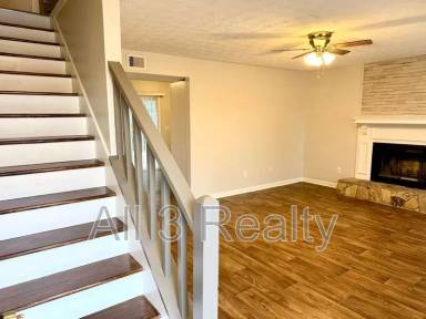 Main picture of 116 Jackson Dr