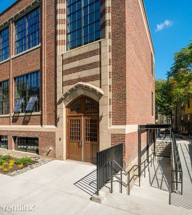 Main picture of Off Centre Lofts