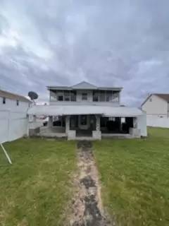 Main picture of 621 1/2 Alter St