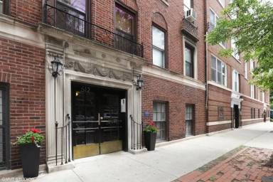 Main picture of 512 W Belden Ave