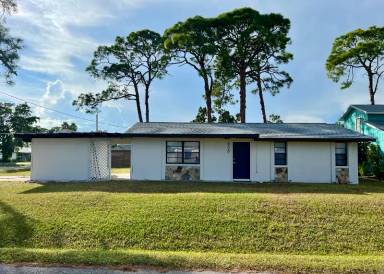 Main picture of 8820 Pohoy Ave
