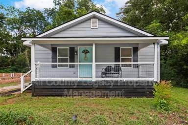 Main picture of 332 Turner St