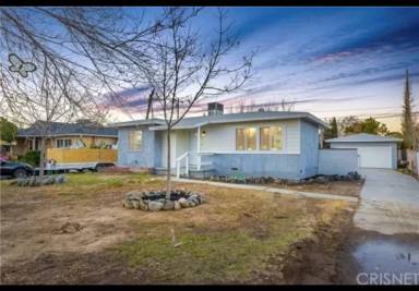 Main picture of 1403 W Ivyton St
