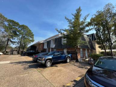 Main picture of 123 Athania Pkwy