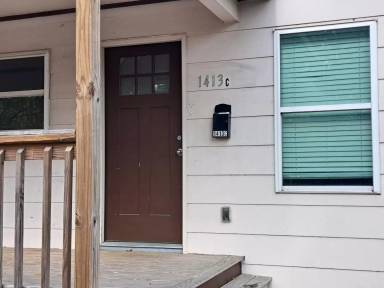 Main picture of 1413 Egypt St