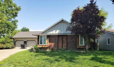 Main picture of 208 Brookside Dr