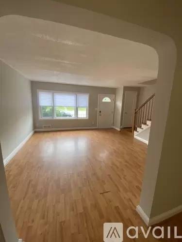 Main picture of 819 Bosley Ave
