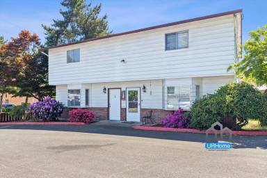 Main picture of 2605 SE 119th Ave