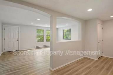 Main picture of 2607 N Lancaster Dr