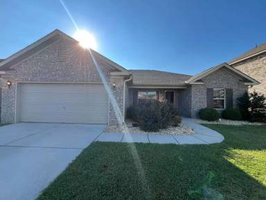 Main picture of 264 Fenrose Dr