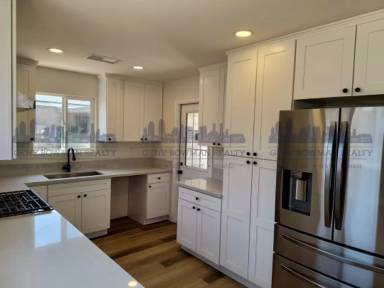 Main picture of 2624 Comstock St