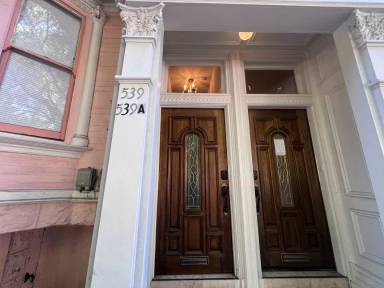 Main picture of 539 Waller St
