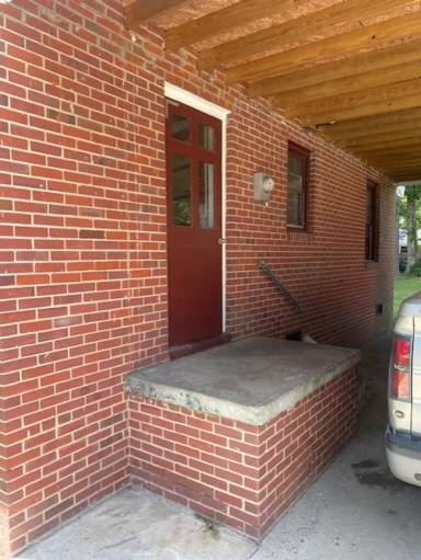 Main picture of 2008 Beverly Rd