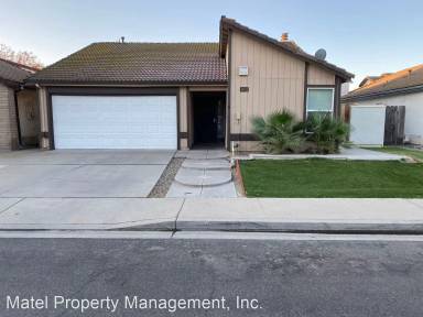 Main picture of 3432 Suffolk Dr