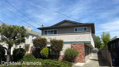 Main picture of 1072 Park Ave