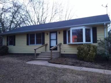 Main picture of 109 Fairview Dr