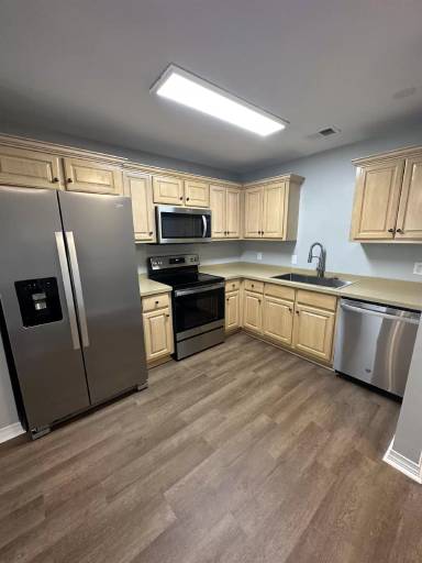 Main picture of 1780 Dawes Rd