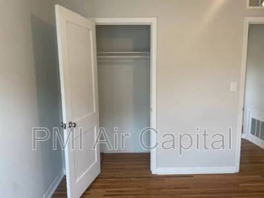 Main picture of 6427 E Cottonwood Ln