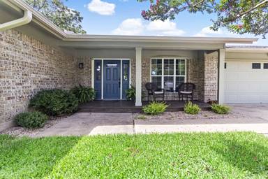 Main picture of 9613 Moorberry St