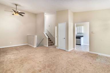 Main picture of 6124 Dana Ct