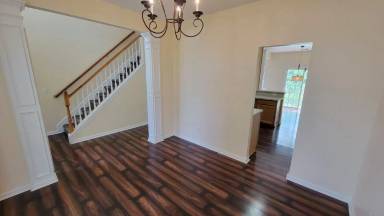 Main picture of 114 Shea Ct