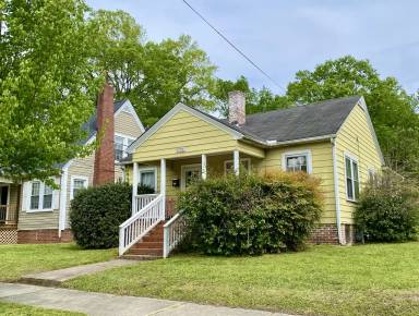 Main picture of 1100 N Buchanan Blvd