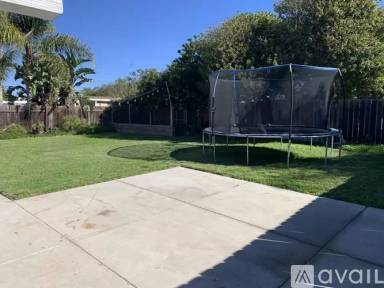 Main picture of 5041 Cadet St