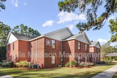Main picture of 12220 Apache Ave