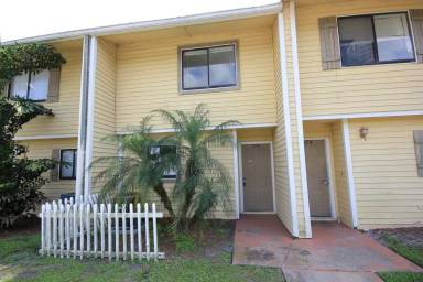 Main picture of 4415 Dylan Loop