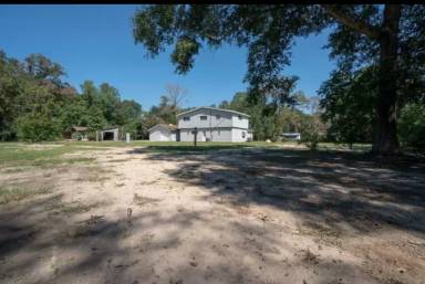 Main picture of 21030 Alexander Ln