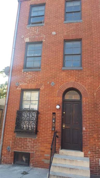 Main picture of 22 S Carey St