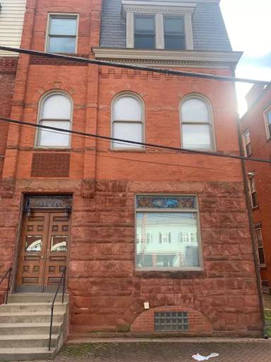 Main picture of 2310 Sidney St