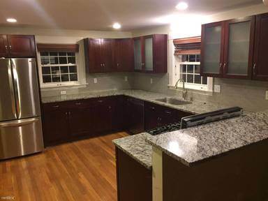 Main picture of 43 Hackensack Rd