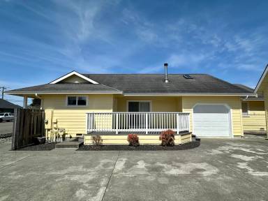 Main picture of 1072 Villa Way