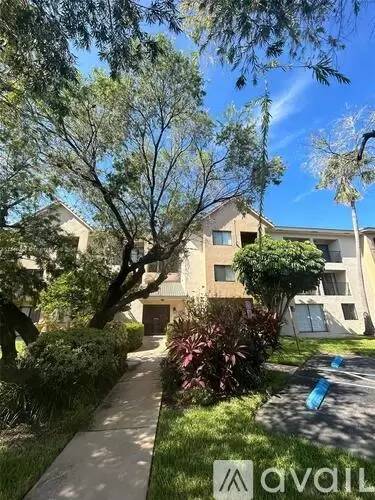 Main picture of 10001 W Atlantic Blvd