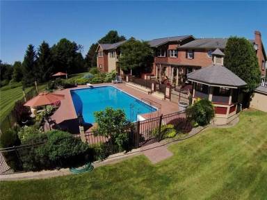 Main picture of 1755 Gloria Dr
