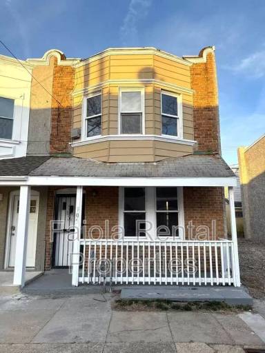 Main picture of 905 Keener Ave