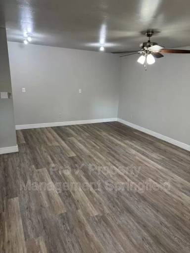Main picture of 1617 N Jefferson Ave