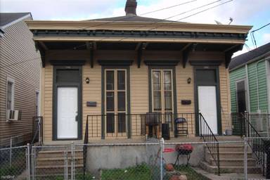 Main picture of 2215 3rd St
