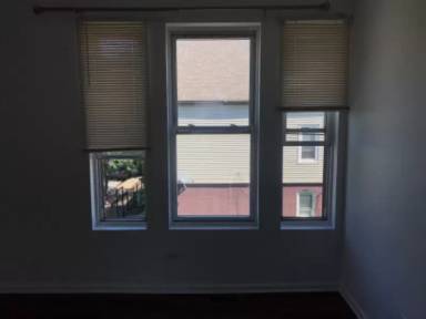 Main picture of 2647 W 35th St