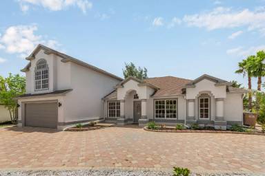 Main picture of 2211 Surfside Blvd