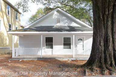 Main picture of 117 S Briggs Ave