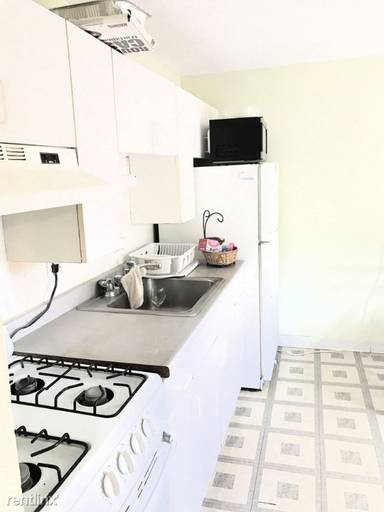 Main picture of 16 Abington Ave