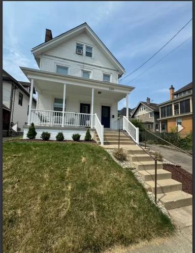 Main picture of 2309 Washington Ave