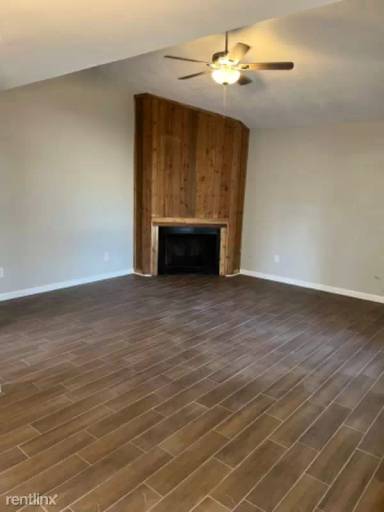 Main picture of 12324 Springcrest Dr