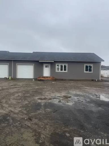 Main picture of 7560 Mc Dougal Ave NE