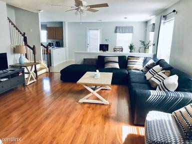 Main picture of 2611 Skyview Glen Ct